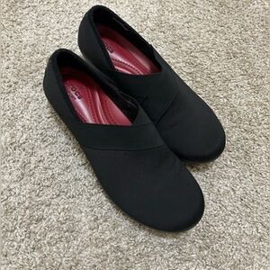 Crocs Busy Day Women’s Asym Wedges